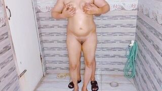 Stepdad accidentally mistakens stepdaughter as wife leaving her creampied - porn video